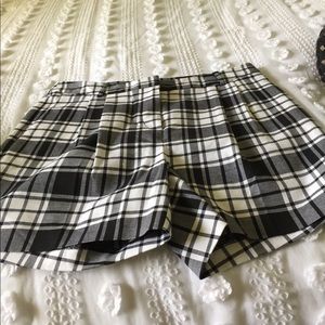 NWOT MICHAEL Michael Kors Shorts